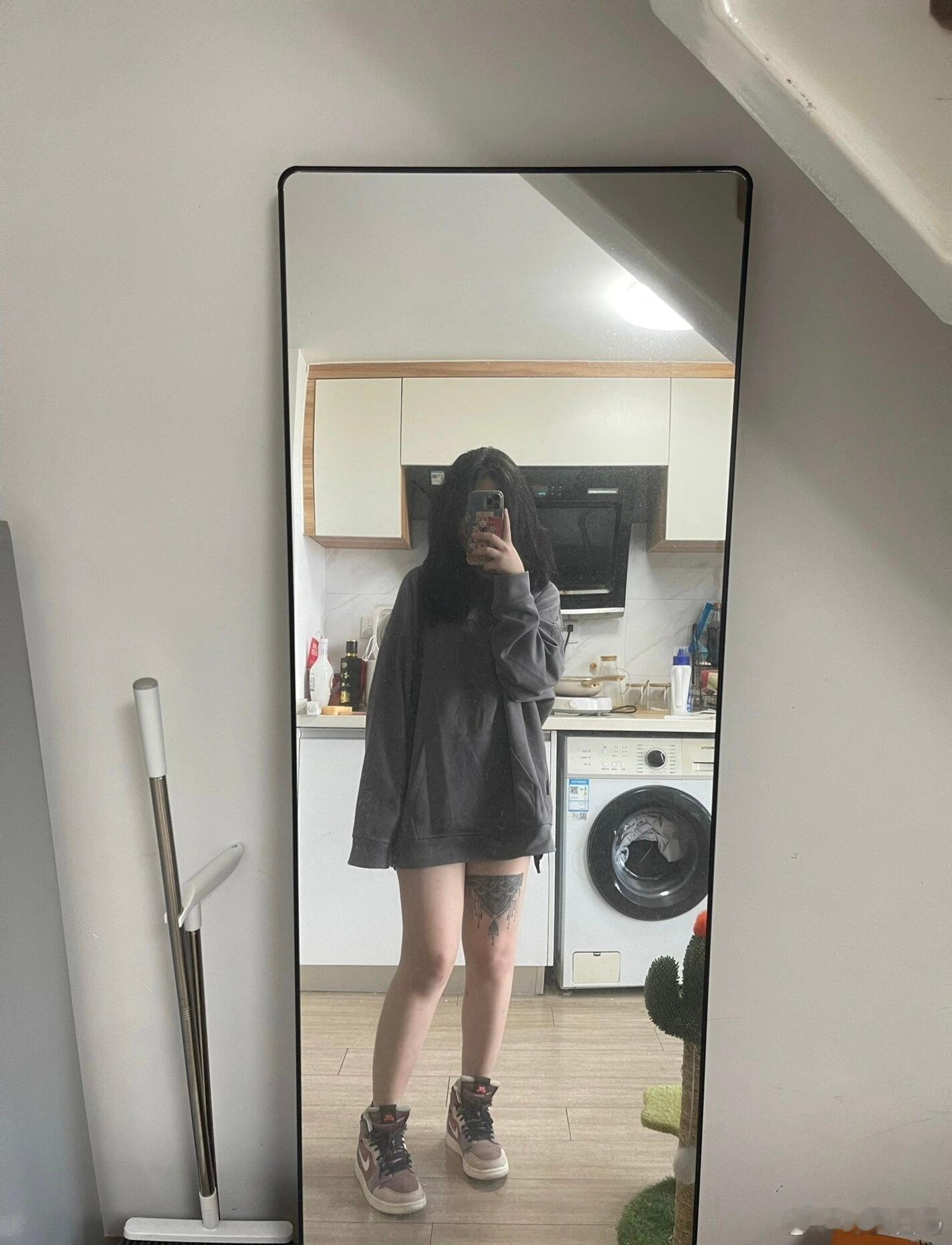 这很胖吗？？？朋友圈评论给我整神了为什么年轻人要逃离朋友圈