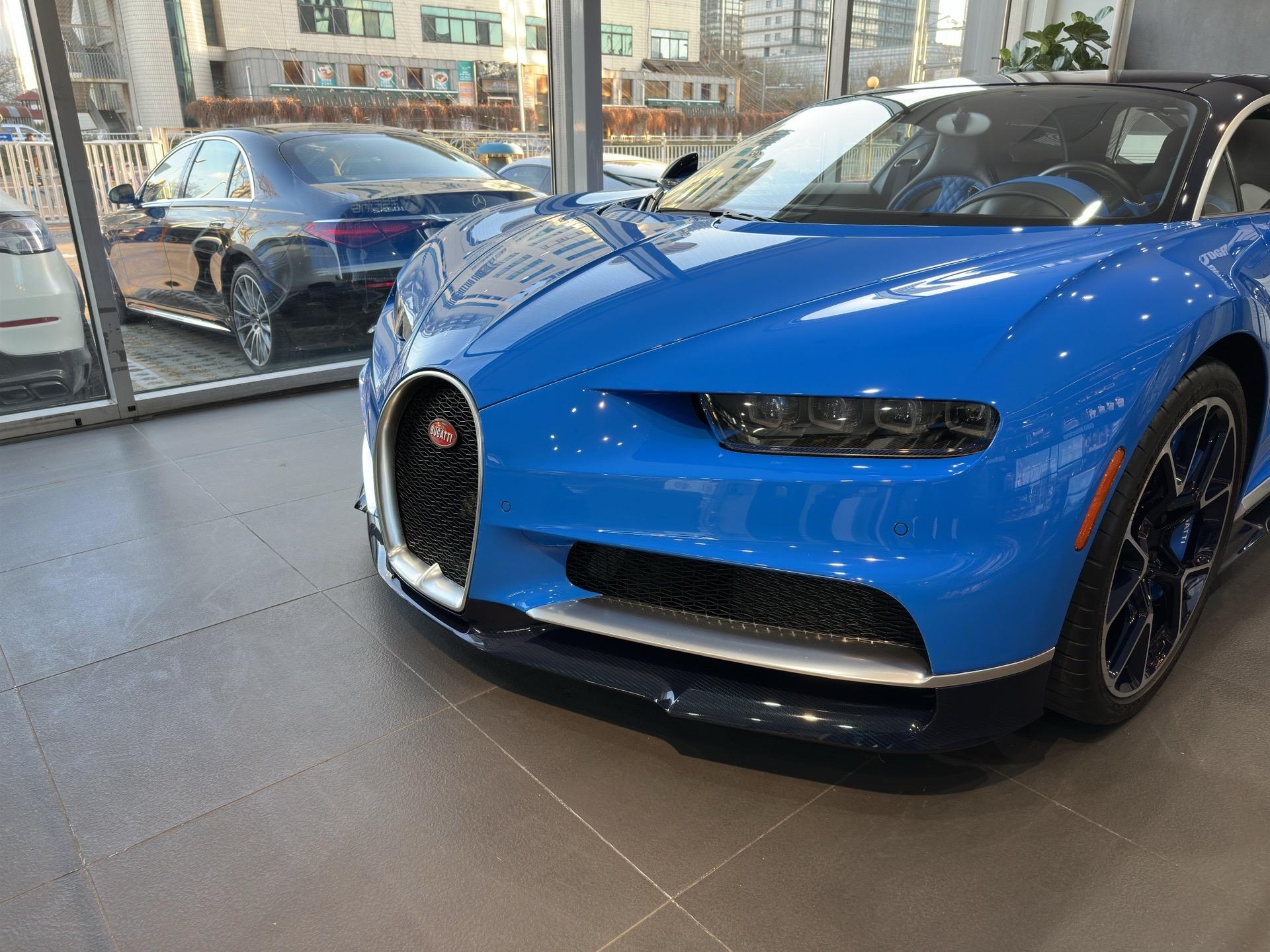 北京又惊现一台布加迪chiron