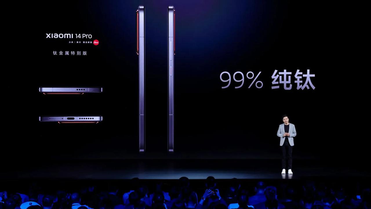 小米14 Pro的10倍抗摔性能，更为用户提供了高度的安心
当热切期盼的小米14