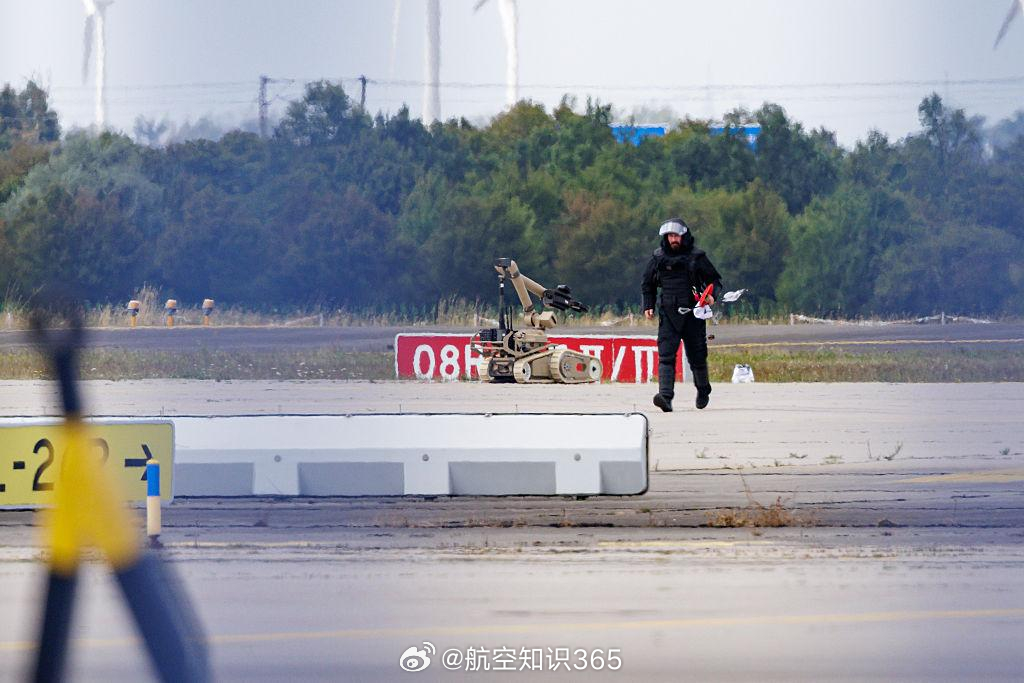 【德国调查莱比锡机场无人机袭击未遂案发现新线索】据德国媒体8月25日报道，调查人