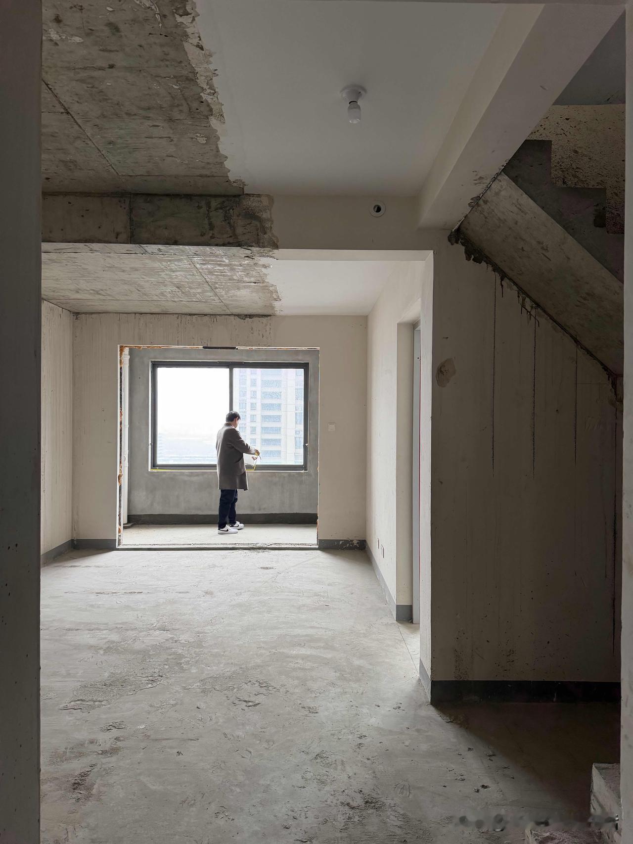 小复式测量，其实我们一直都很忙，只不过是有条不紊的在忙，所以经常会给业主一种错觉