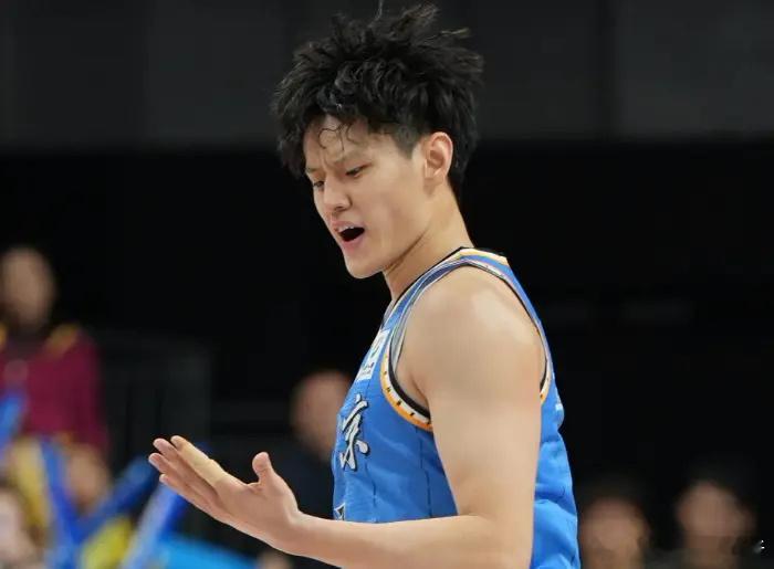 北京第5败输在哪：杰曼单节21分末节0分 周琦受伤决战竟靠翟晓川北京时间1月16