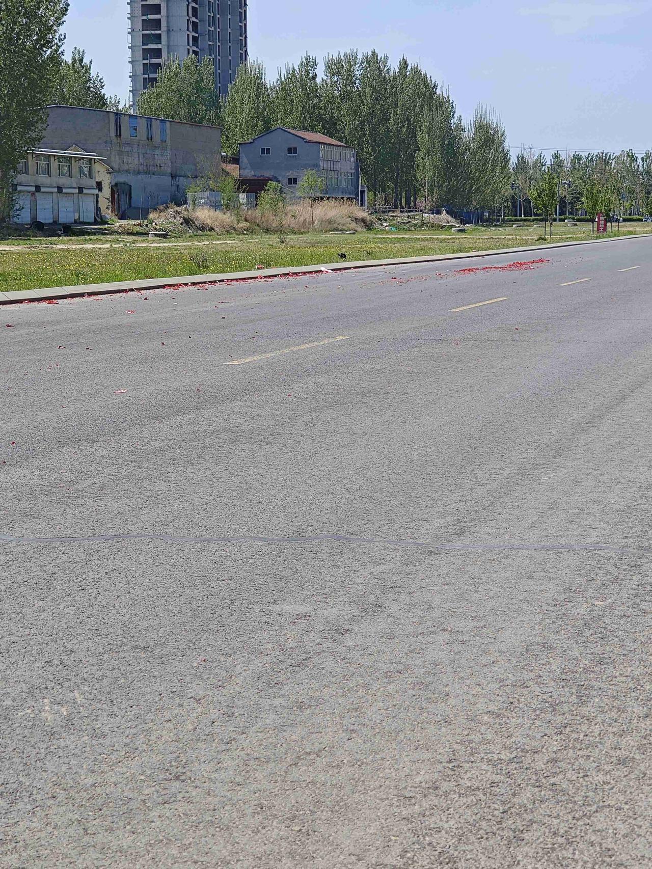 我的今日状态：😁轻松愉快
我这里的天气：☀️晴天
我一直想说这个事，周日的时候