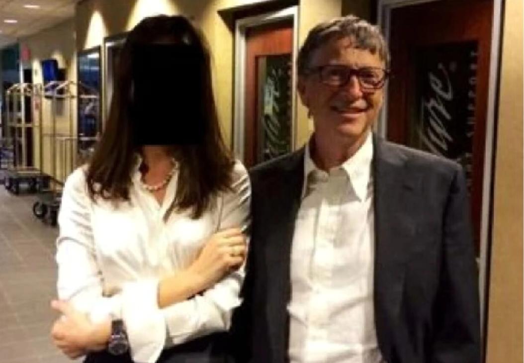 终于明白比尔盖茨老婆当年死活要离婚，不是因为情感，不是因为经济，而是她可能是发现