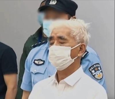“大善人”竟是美间谍？笑眯眯送锦旗的背后，真面目让人不寒而栗！
那些潜伏在我们身