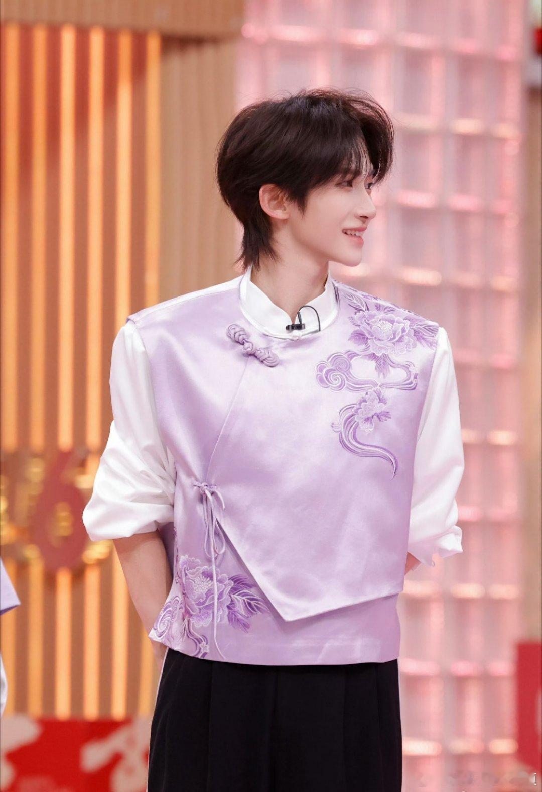 李一桐回归好六街，老朋友大团圆！你好星期六全员闹新春你好星期六