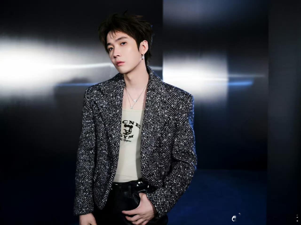 TizzyT成都站太古里bgm响了TizzyT歌里的太古里也可以在成都 看到Ti