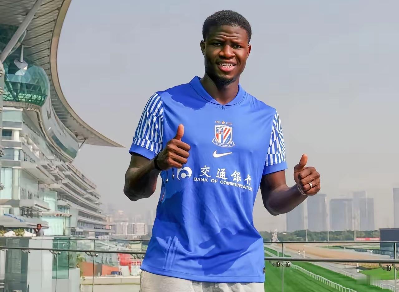 没希望了！上海申花扣10分，新赛季夺冠梦成空！
根据足球记者李璇的最新消息，上午