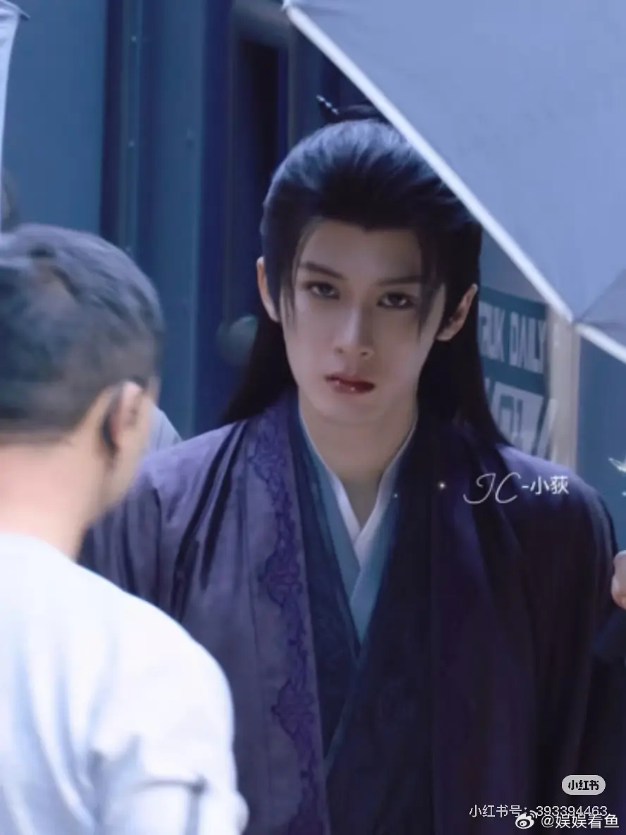 丑的衣服和我的帅老公 