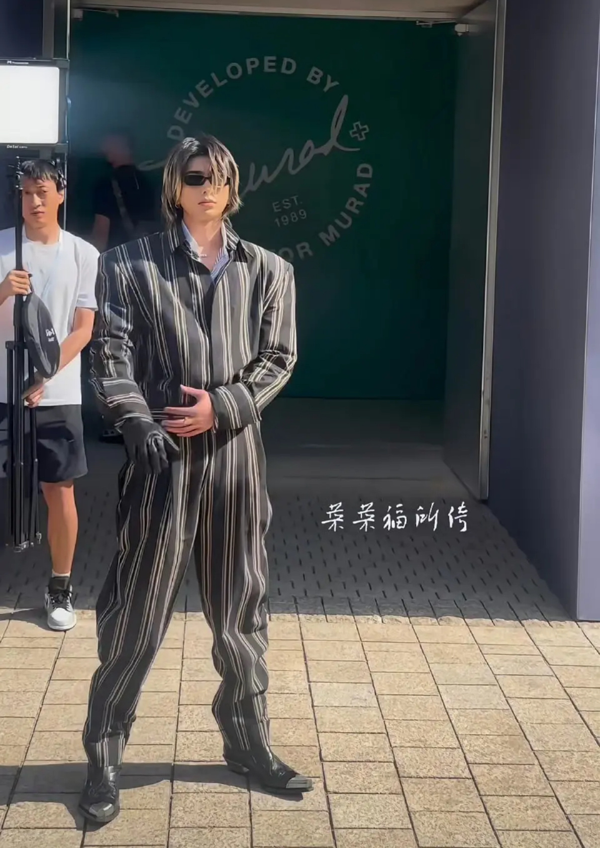 坤坤现在走什么路子的 