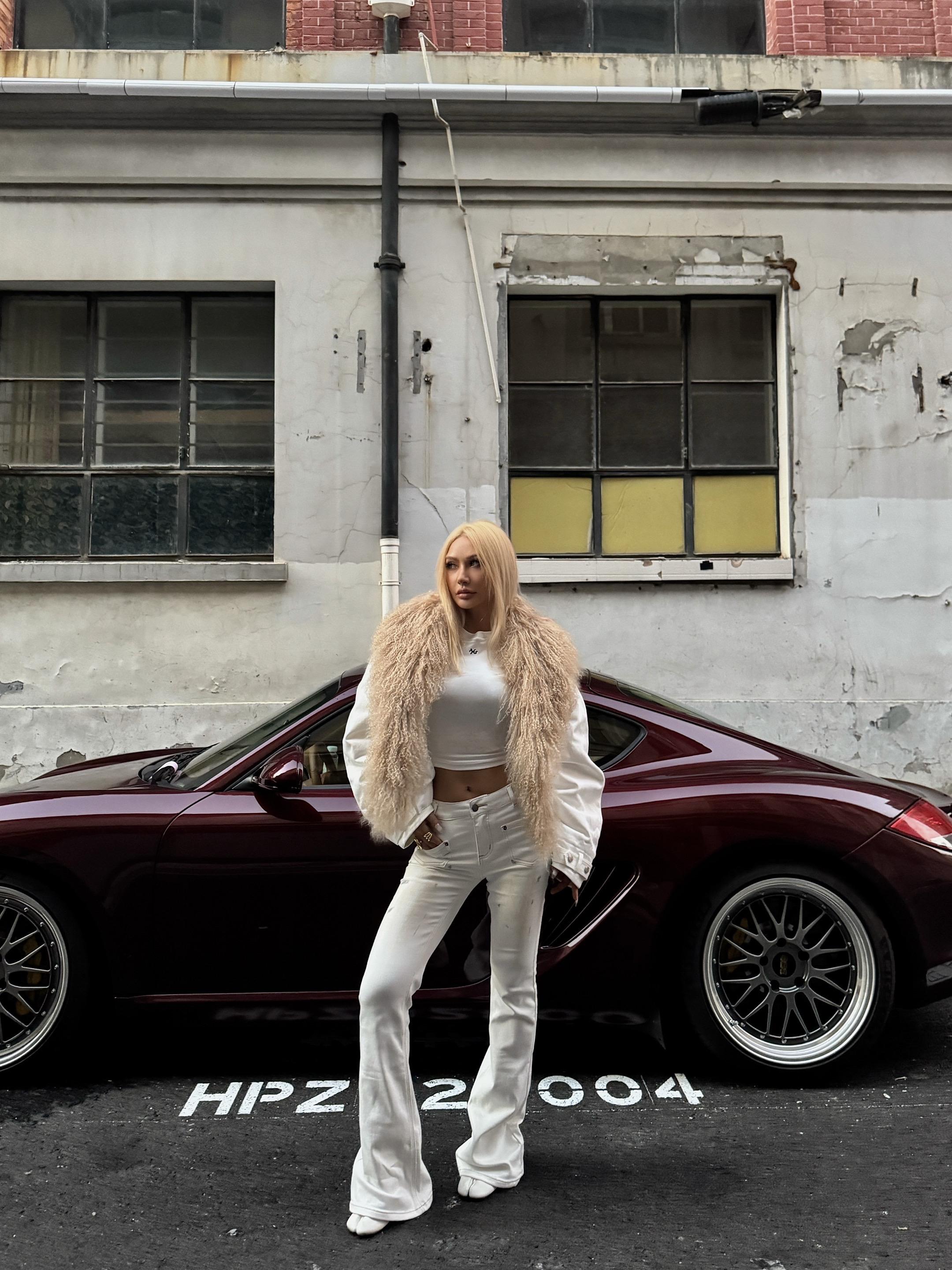 我们不要再讲什么 以后 下次 永远 一直 这些虚无缥缈的词了 承诺太重了