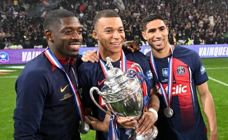 当替代者捧起金球，破纪录的人正在健身房加练。
真正的后悔，从来不是看别人得到了什