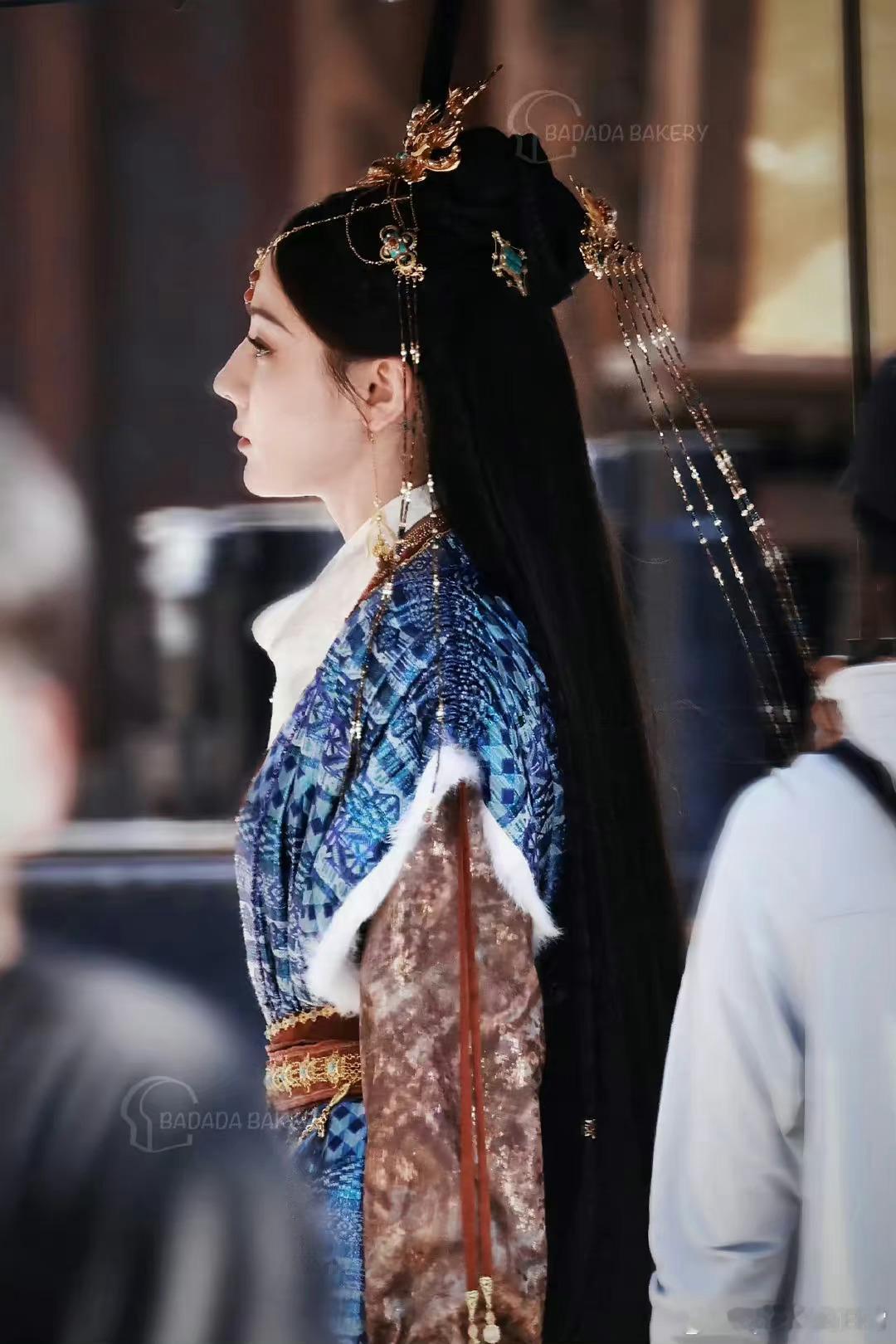 #迪丽热巴陈飞宇异域造型路透#男帅女美！让人很安心[羞嗒嗒] ​​​