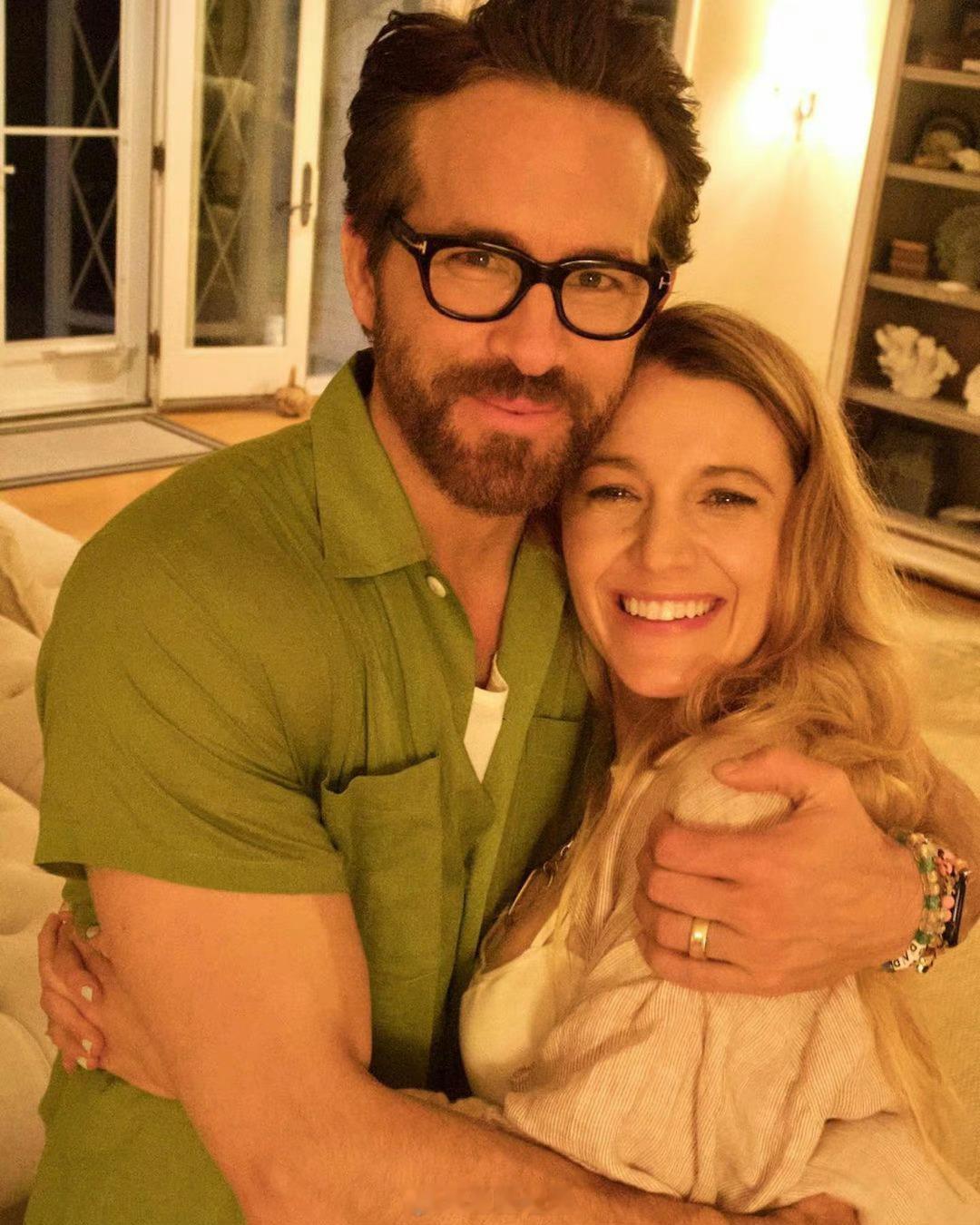 Blake Lively 生完四胎后的状态她是真的卷王！拍绯闻女孩就肉眼可见的越