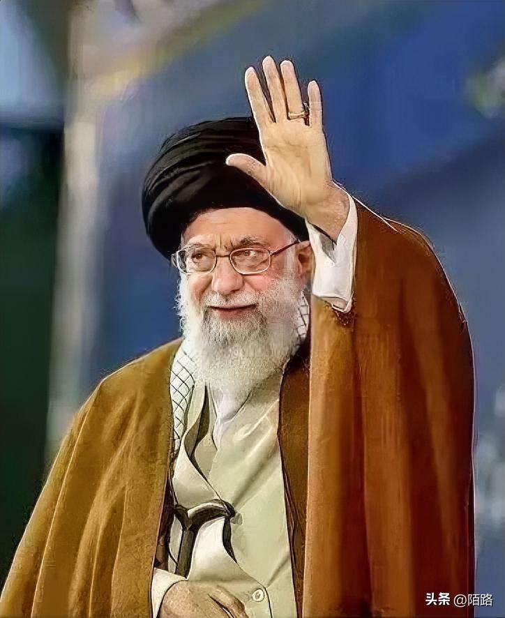 打的一拳开，免得百拳来 
伊朗革命卫队今天明确宣布 
3月1日凌晨，伊朗伊斯兰革