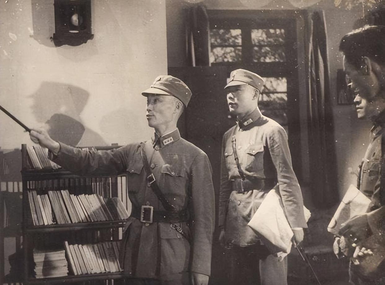 陈诚三改判决救下吴石夫人，化名汇款资助十五年，揭秘老蒋父子“装瞎”背后的政治底牌