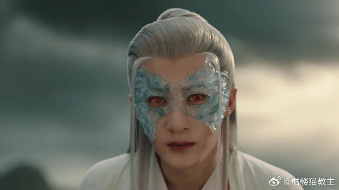 阿念守诺，相柳情深封存，情人蛊背后的故事，虐心却也动人。 ​​​