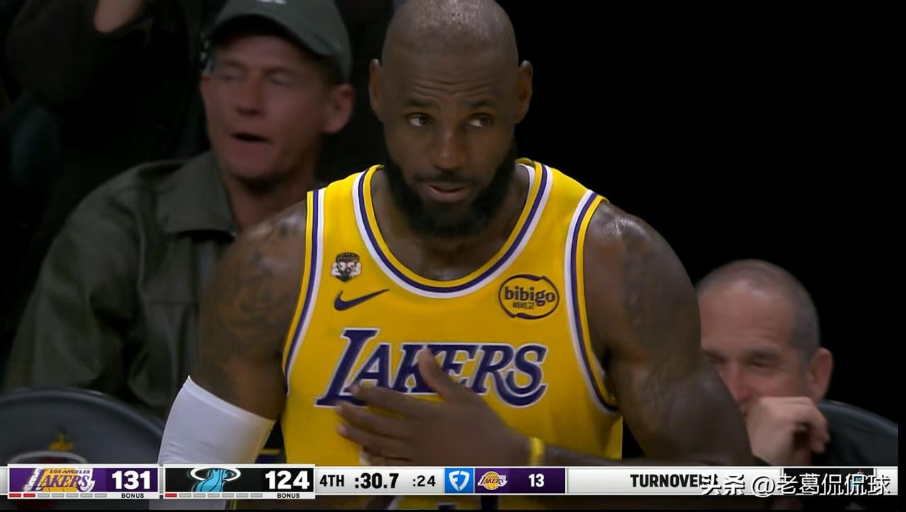 湖人传奇巨星“魔术师”约翰逊特意发文称赞詹姆斯！在今天湖人客场以134：126击