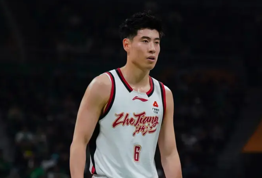 今晚天津vs浙江大名单：程帅澎、李悦洲出战，詹姆斯在列