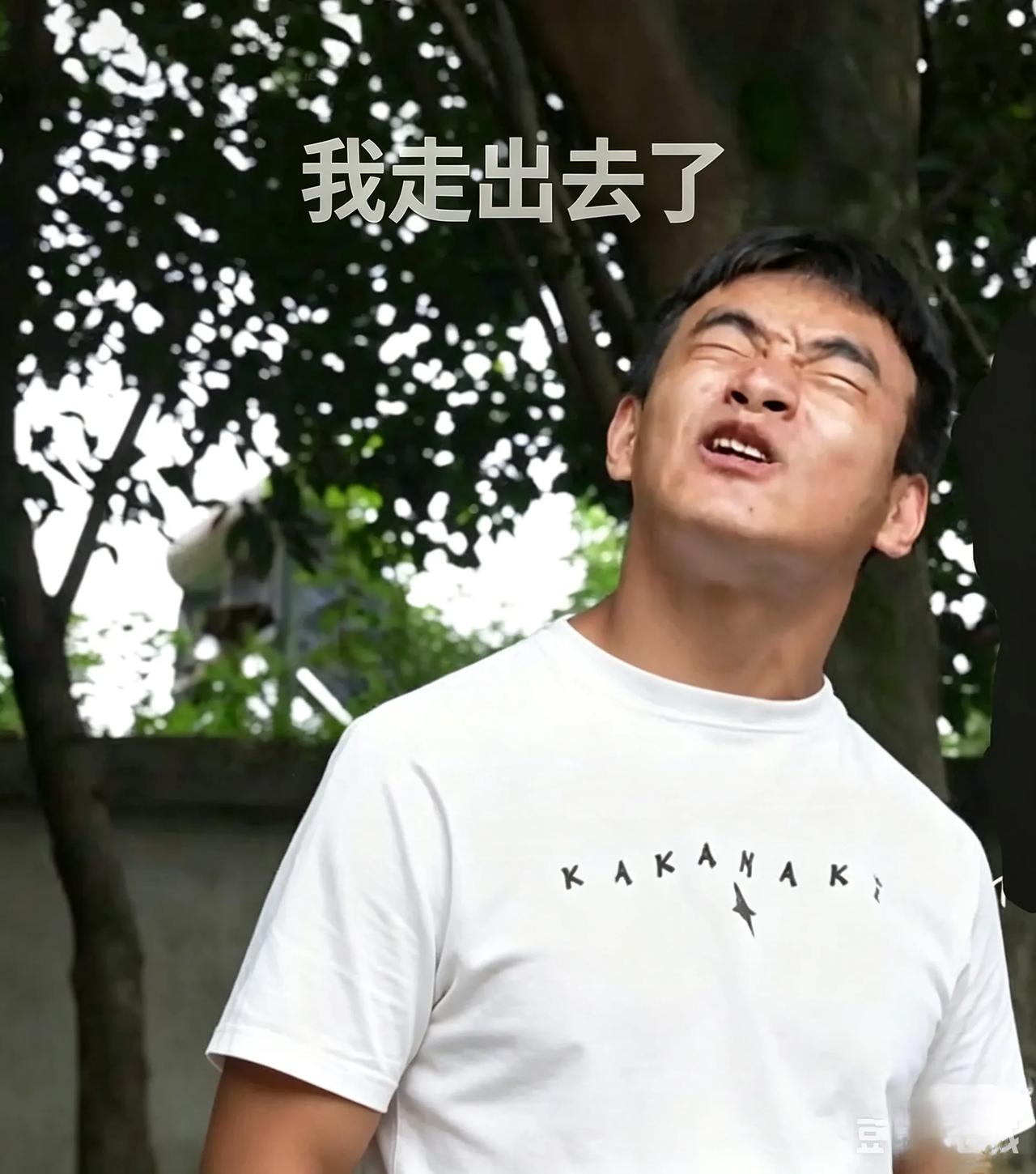 脑瘫少年高考606分，对着大山一句呐喊看哭全网
 别人提笔写字轻而易举，他练十几