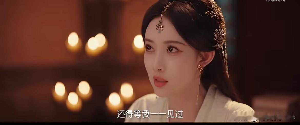 孟子义何与《百花杀》首播翻车严重，被网友诟病为《翘楚》2.0。过度磨皮滤镜毁掉画