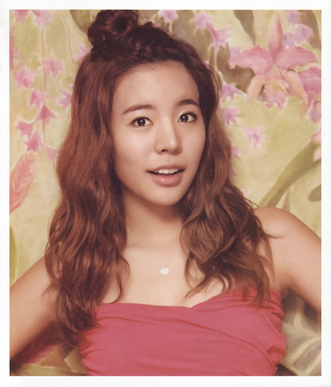 Sunny | 2011少女时代普吉岛写真扫图