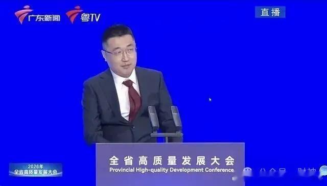 shein创始人许仰天罕见亮相  许仰天是谁？要理解今天的诡异，得先回到昨天。1