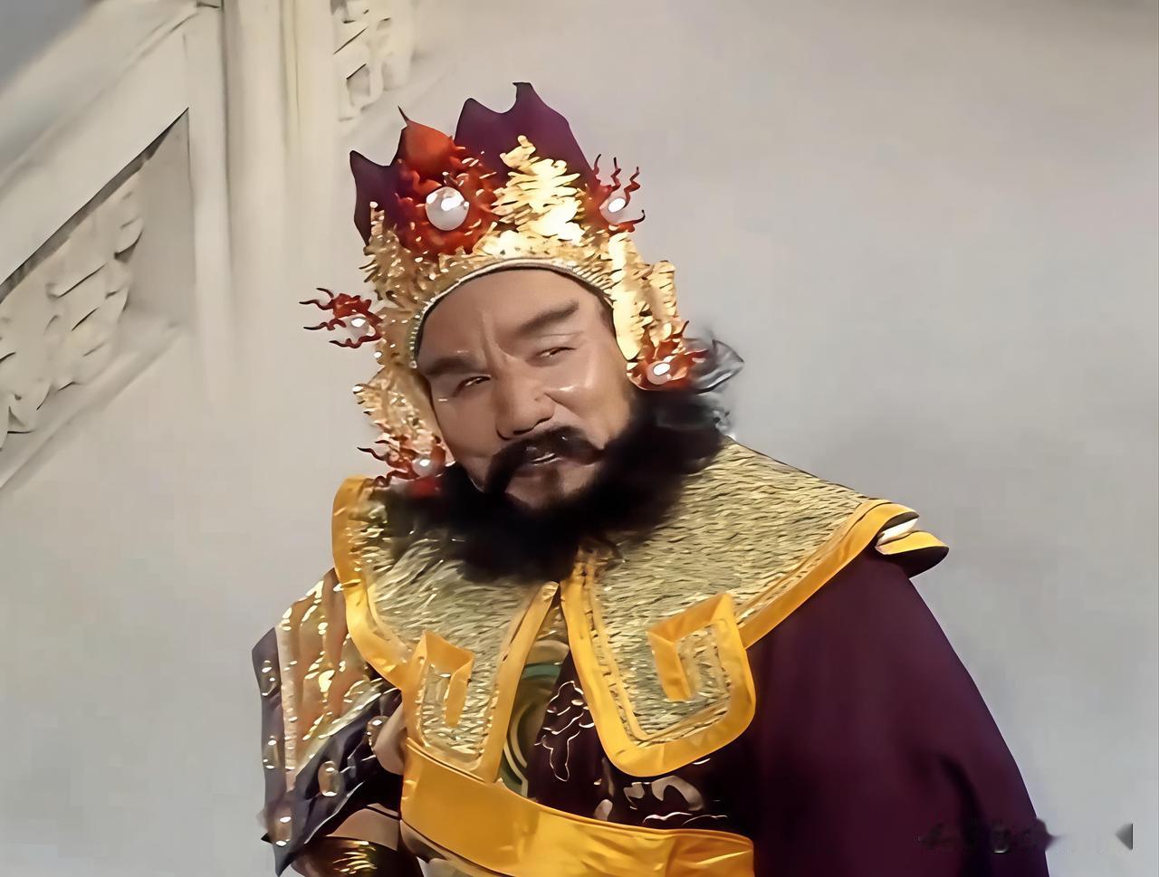 武曲星君，全称为北斗第六北极武曲星君，也叫武贵星君，源于古人对星辰的崇拜，对应北