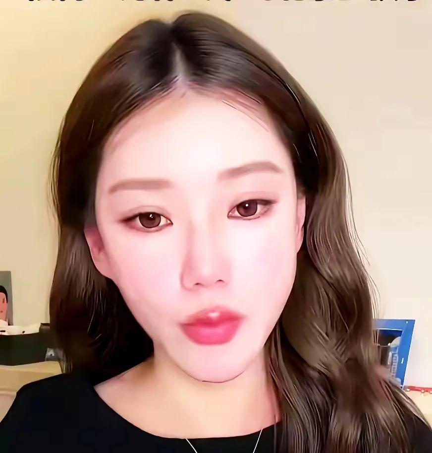 3保姆伺候月租7万7！马筱梅直播喊累，网友直言太矫情！
坐拥北京7500万豪宅，