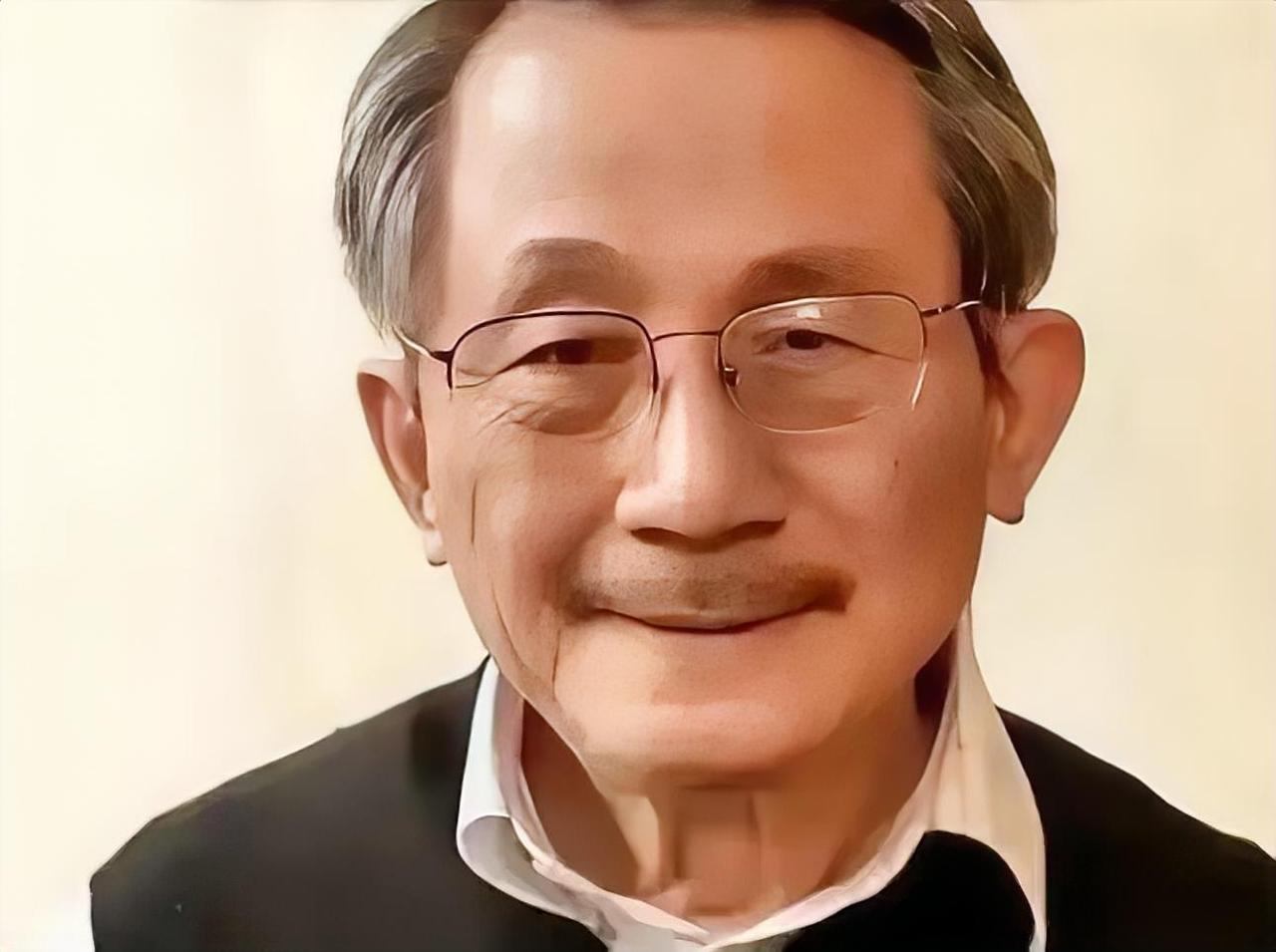 中科院核武器专家张宪义带着核心机密携全家叛逃美国，谁料他后来在采访中宣称自己当年