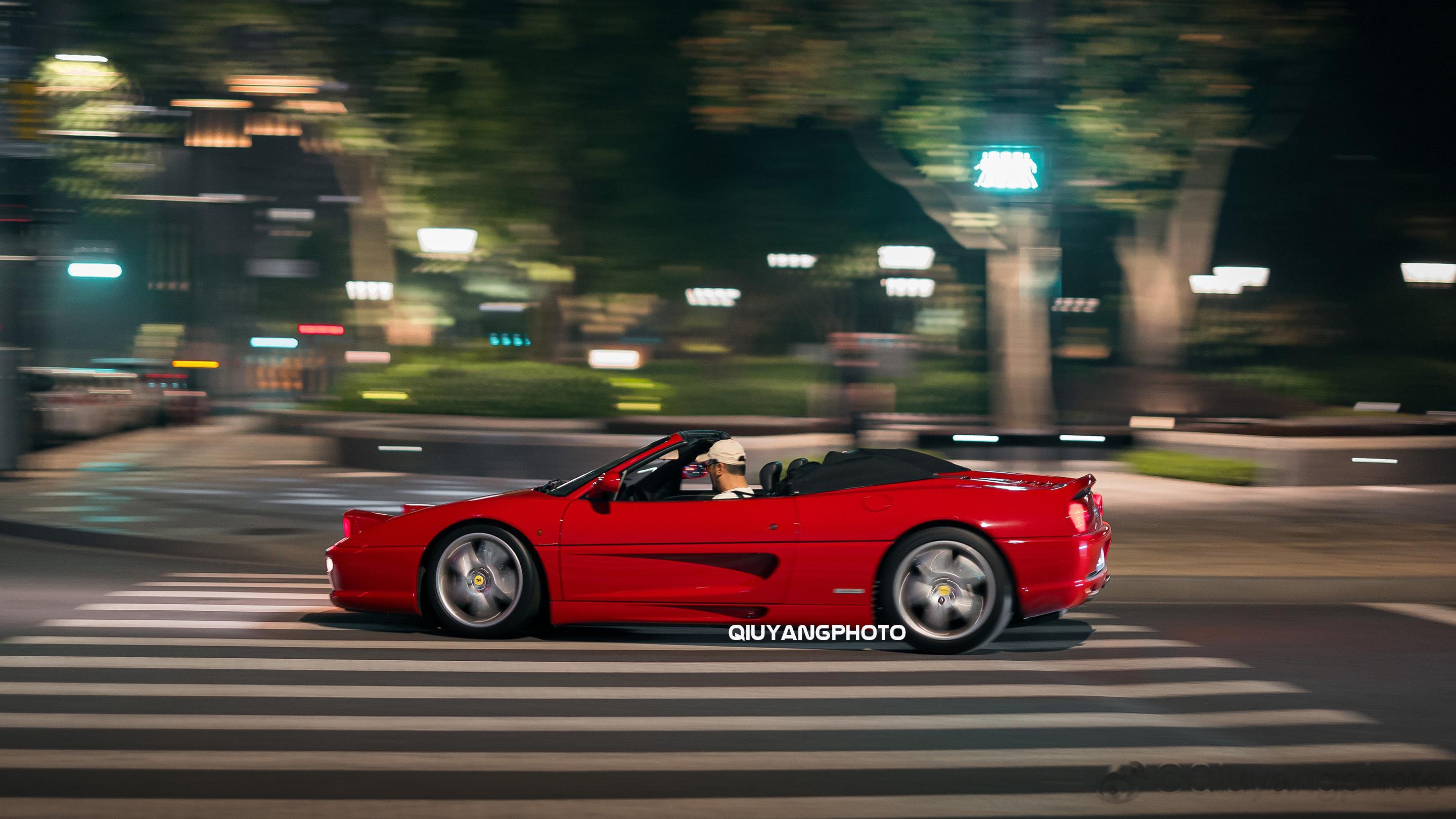Ferrari F355 Spider #cars01豪车拍# 在上海街头的红色
