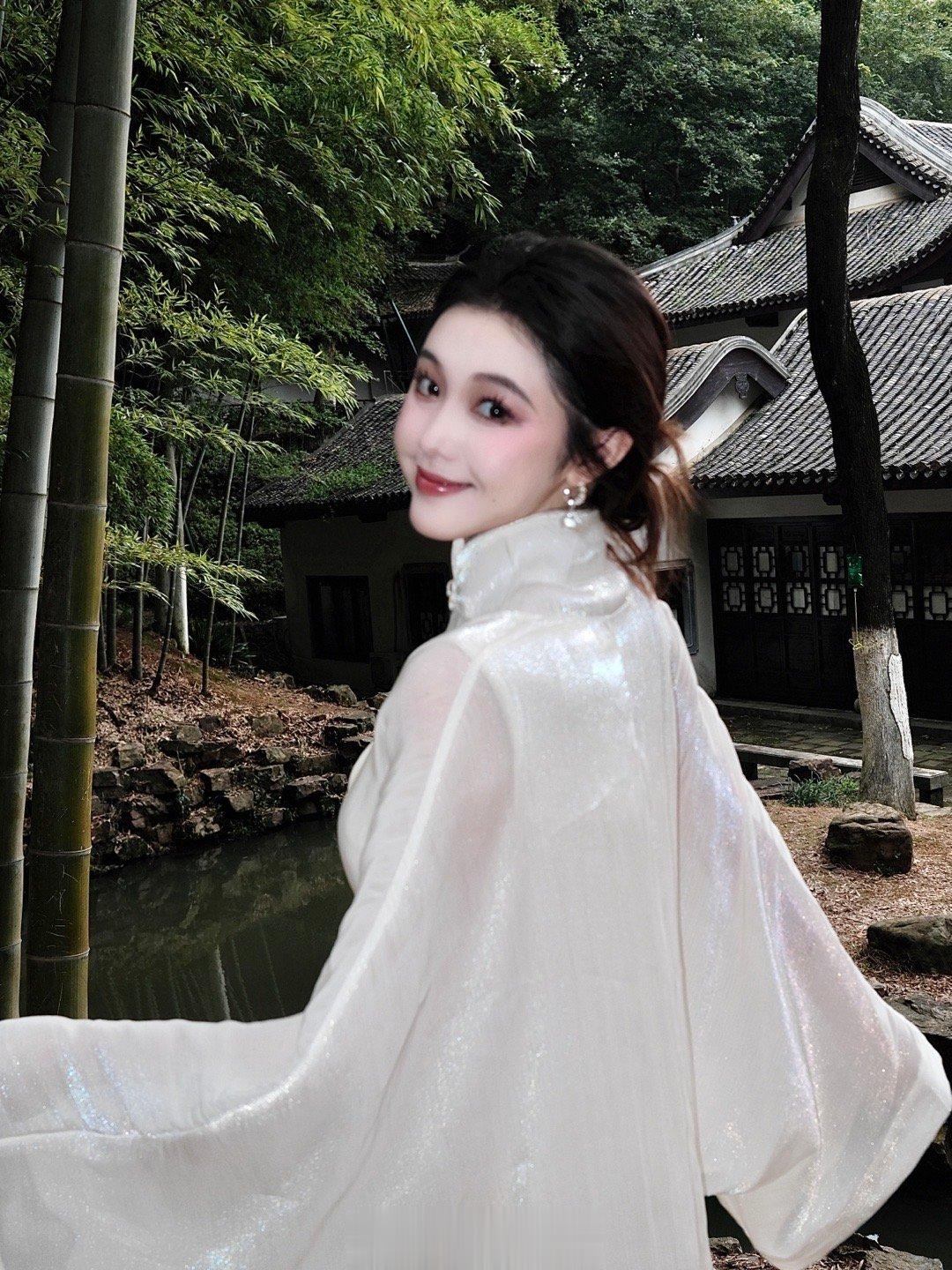 去了爱晚亭 ​​​