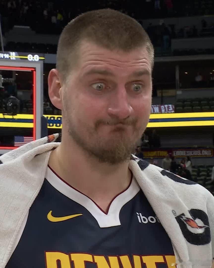 NBA约基奇赛后谈申京：“我觉得人们不应该再拿申京和我作比较，他已经非常优秀了。