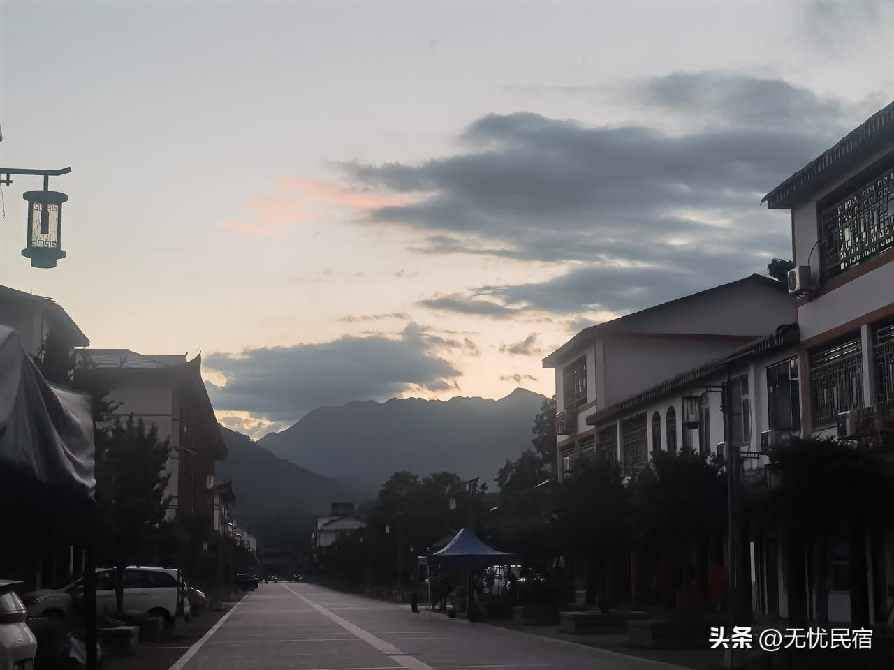 最近发现一个问题，喜欢刷抖音刷短视频短剧的人，大多数是躲避现实生活的人。
主要原
