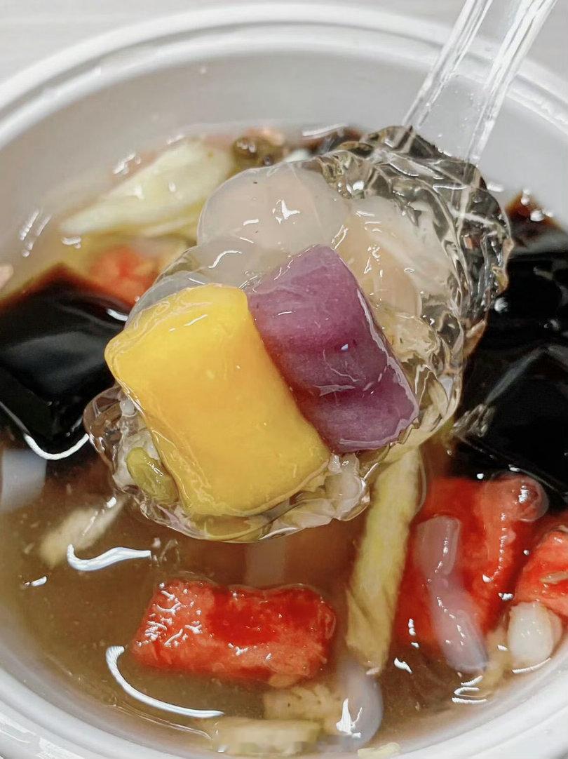 张远请泉州网友推荐美食泉州网友给张远做美食攻略一场双向有趣的互动，艺人求美食安利