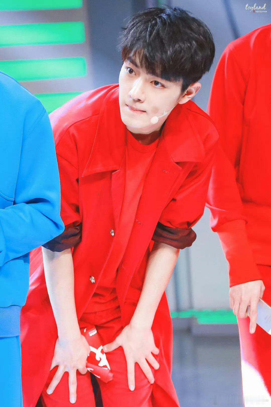 肖战 你是一颗香香软软会爆汁的水蜜桃🤤🤲🏻 