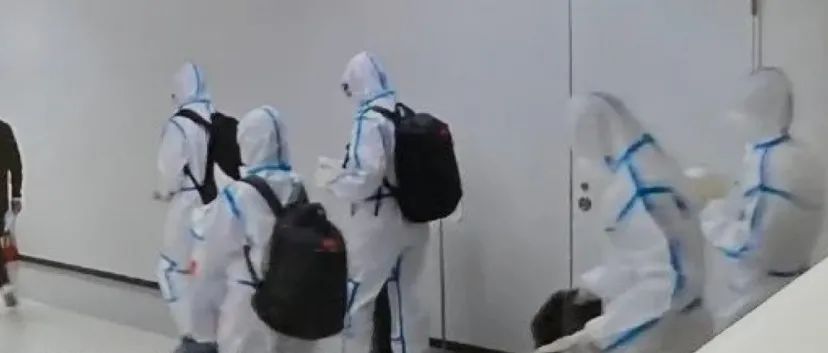 猪肉|中国队穿防护服赴日参赛，日网友评论亮了！回应来了……