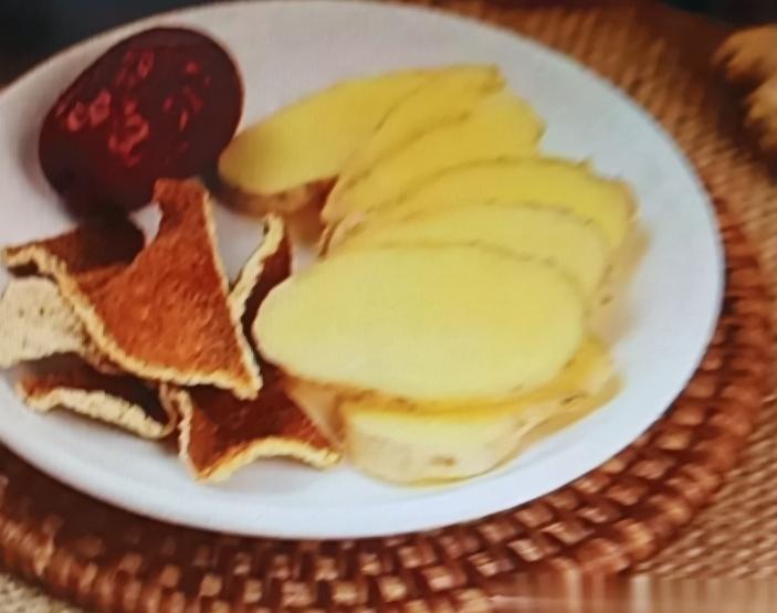 冬天手脚冰凉真的太痛苦了，半夜都能被自己冰醒。不过一块钱生姜加一物，真有可能七天