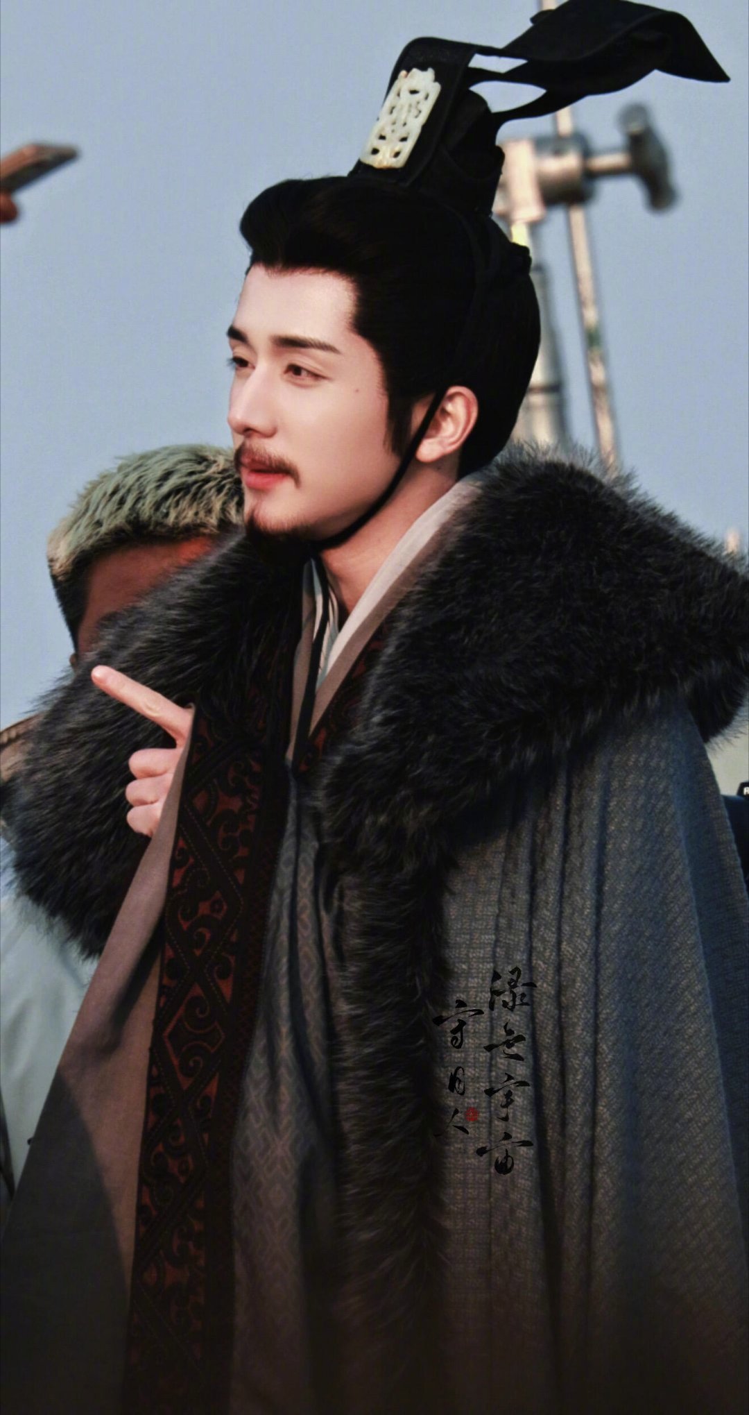 张新成闯进文臣赛道了 内娱美髯公再加一个张新成，daddy古装版来了