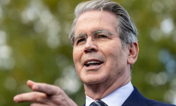 美国难受，想要谷爱凌

当地时间2月20日，美国财长贝森特在采访时回应副总统万斯