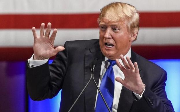 让人惊掉下巴！号称“世界超级大国”的美国总统竟口无遮拦，可以无知到这种地步。
