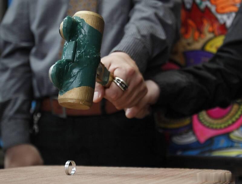 “性格不合”居首，日本“银发离婚”持续攀升海外新鲜事日本 日本《每日新闻》梳理相