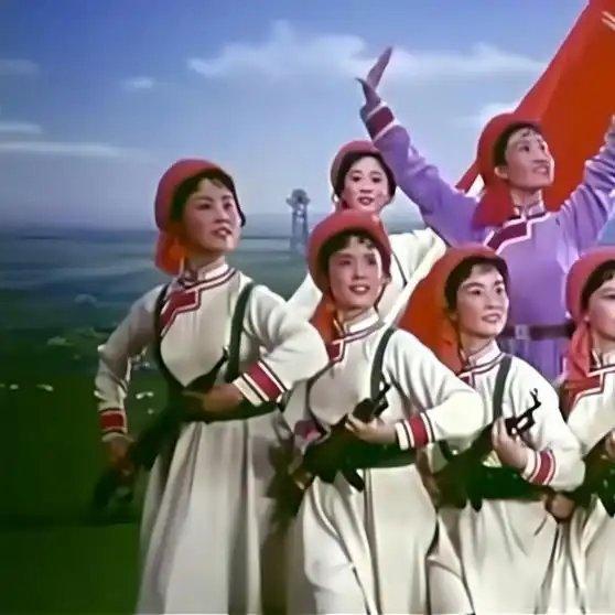 《这样的节目放到现在也是经典 原版的表演才是精华 歌舞经典怀旧》播放量：3.9万