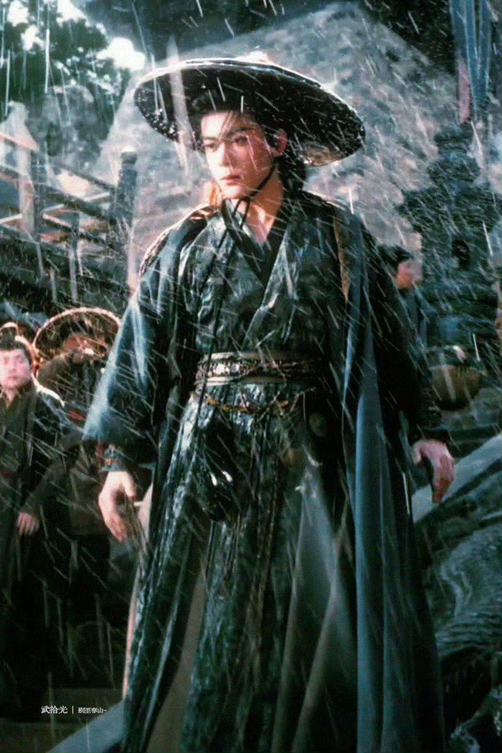 曾舜晞好美貌一个战损吐血曾舜晞战损镜头 曾舜晞，战损吐血还能这么好看，也就曾舜晞