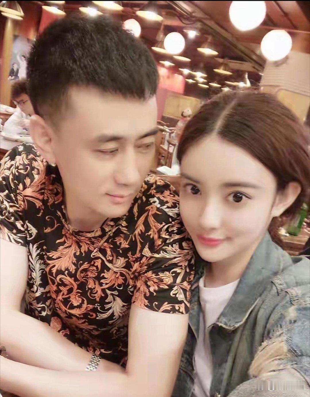 孟子义‌‎‏晒‌‏出‌和爸爸的合照！爸爸‏看着也太年‌‏轻⁠了 ​​​