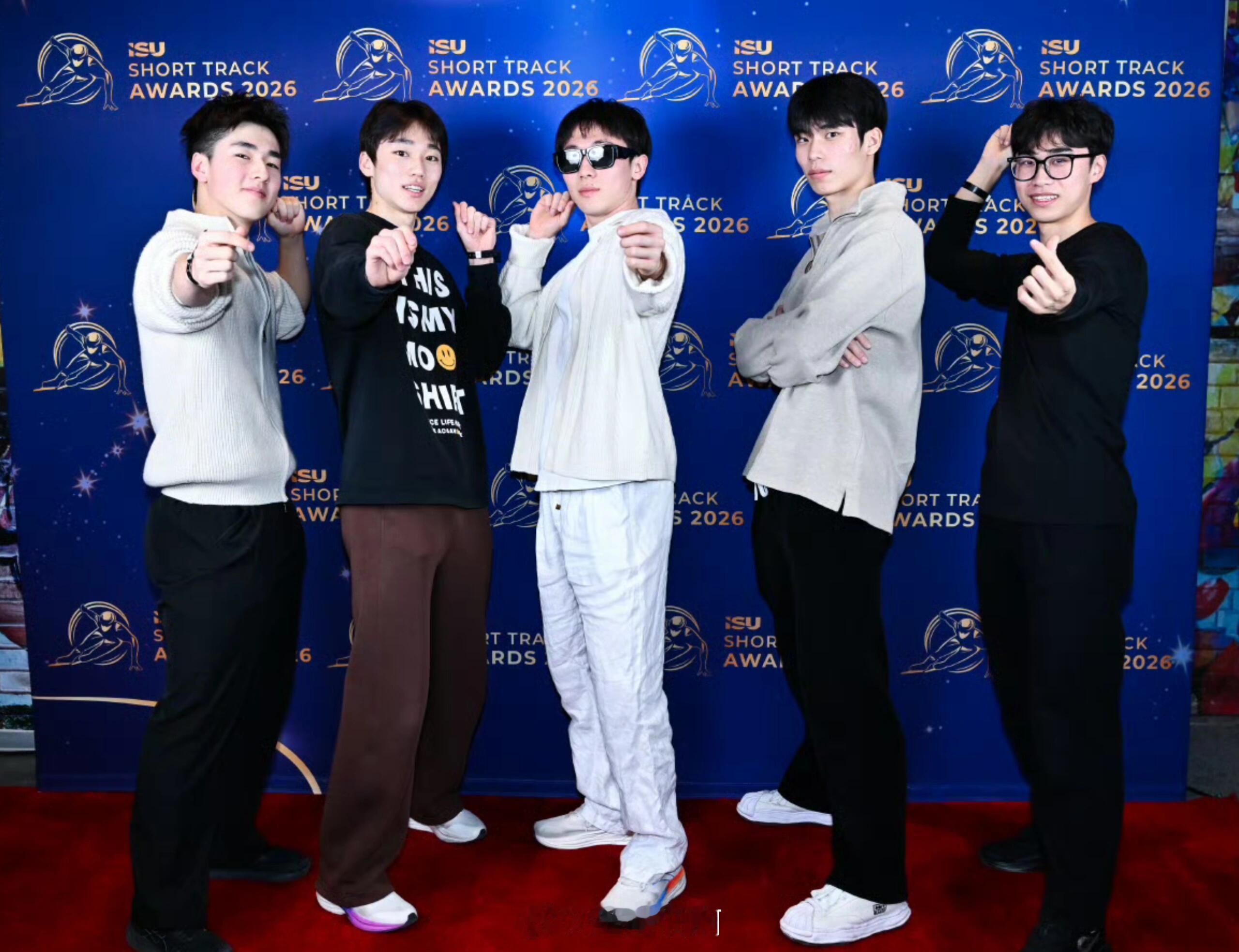 yeah！晚宴合照🥰短道速滑