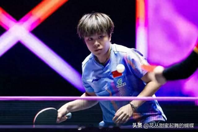 日本女乒又杀疯了！15岁刘子菱双冠打脸，王艺迪2-0领先逆转丢冠