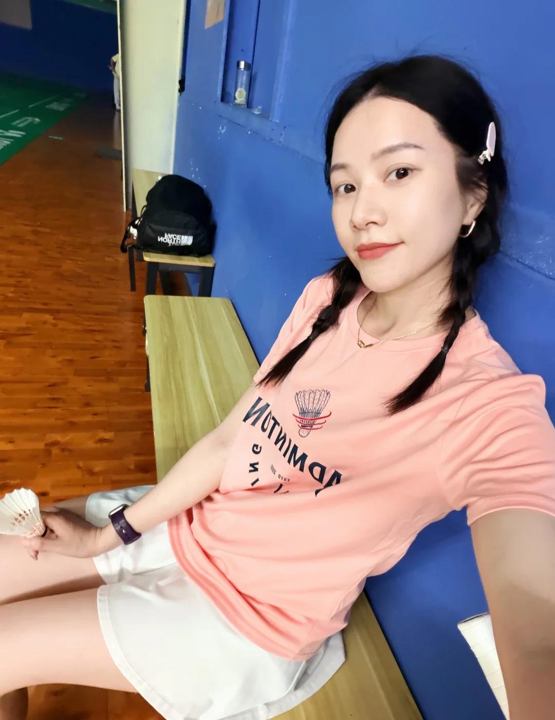 大龄单身端午去哪呢，不会又是球馆3日游吧
好像现在每次小长假不是在打球就是在健身