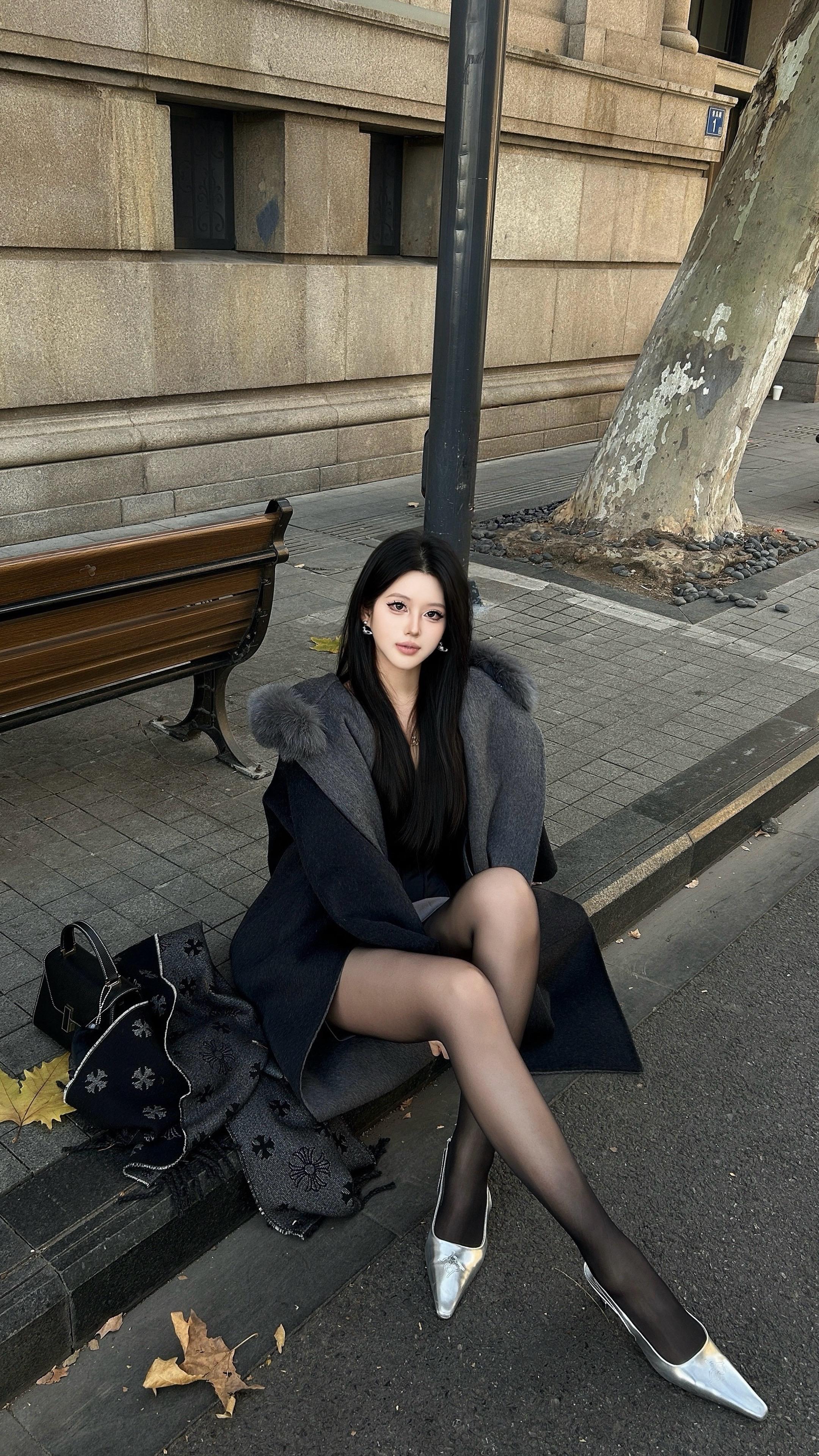 如果全世界都在指责你 那姐姐就蹲下来抱抱你