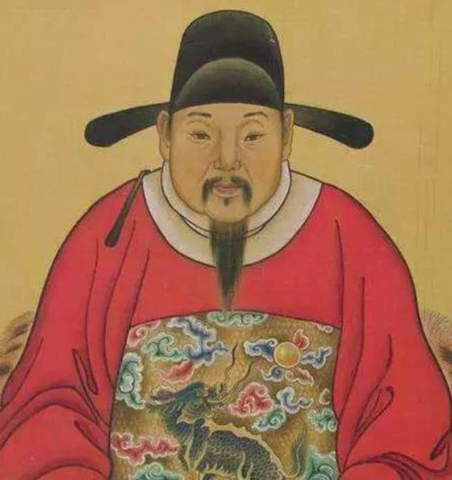 1457年秋，于谦血溅刑场后，一队奉命抄家的锦衣卫在其宅邸翻箱倒柜却两手空空。正